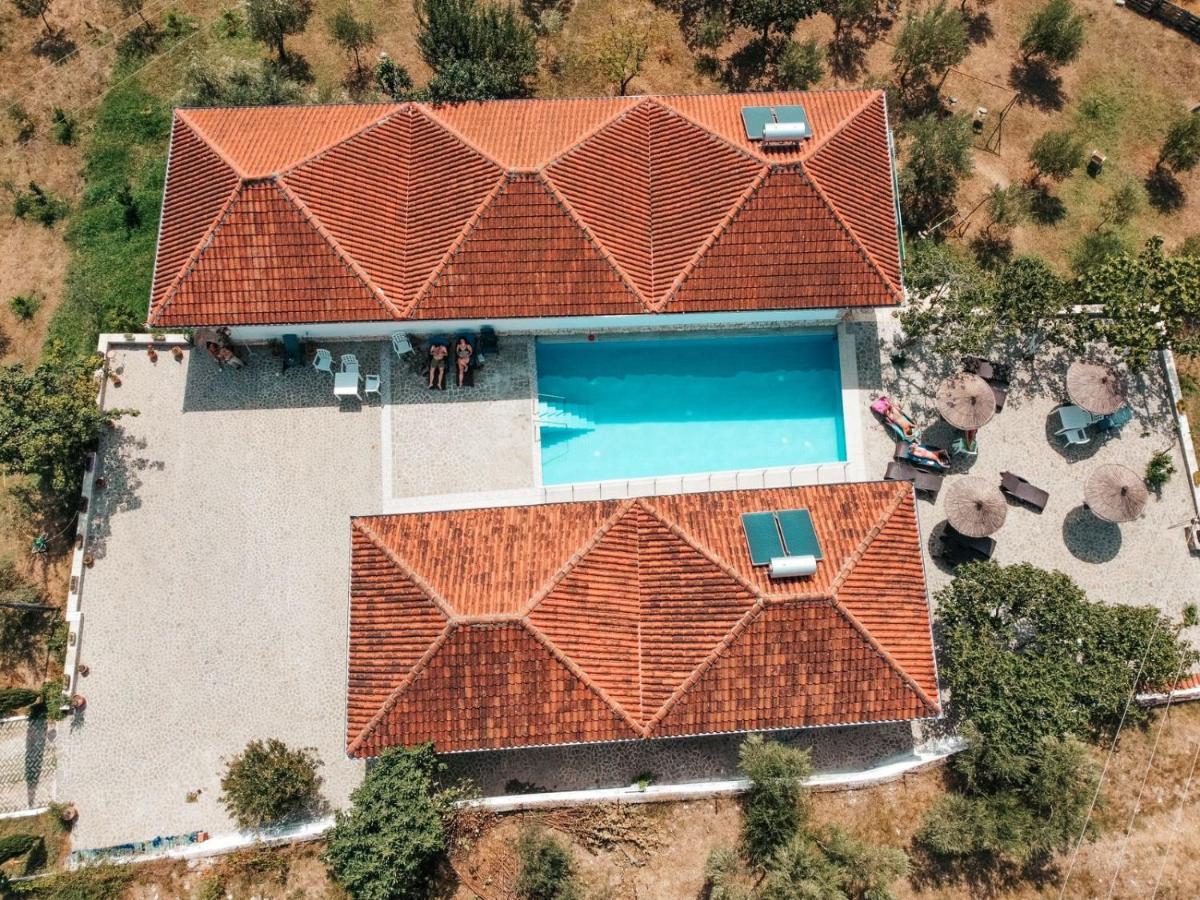 Guesthouse Lord Byron Tepelena Kültér fotó